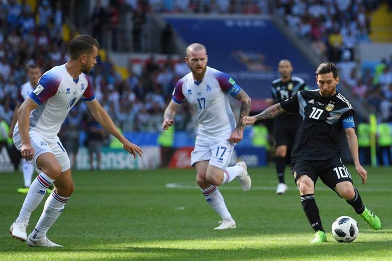 Copa do Mundo tem hoje rodada decisiva para peruanos e argentinos