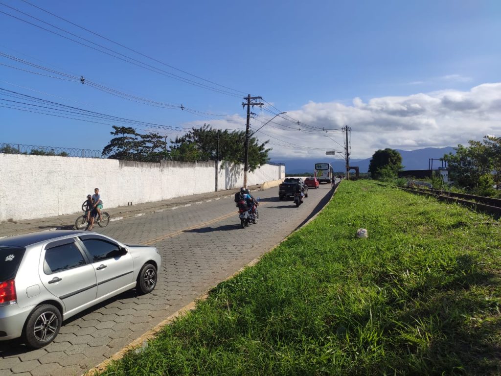 Obras Ponte dos Barreiros em São Vicente