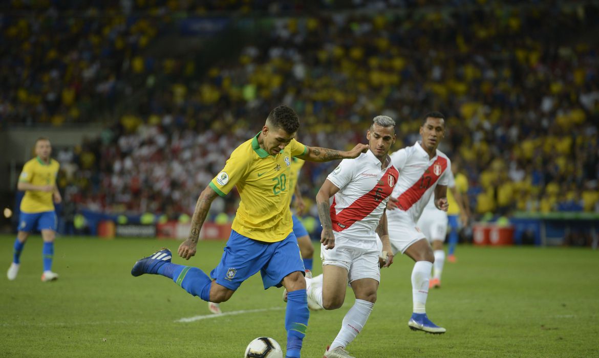 Brasil e Peru disputam a final da Copa América 2019, no Maracanã.