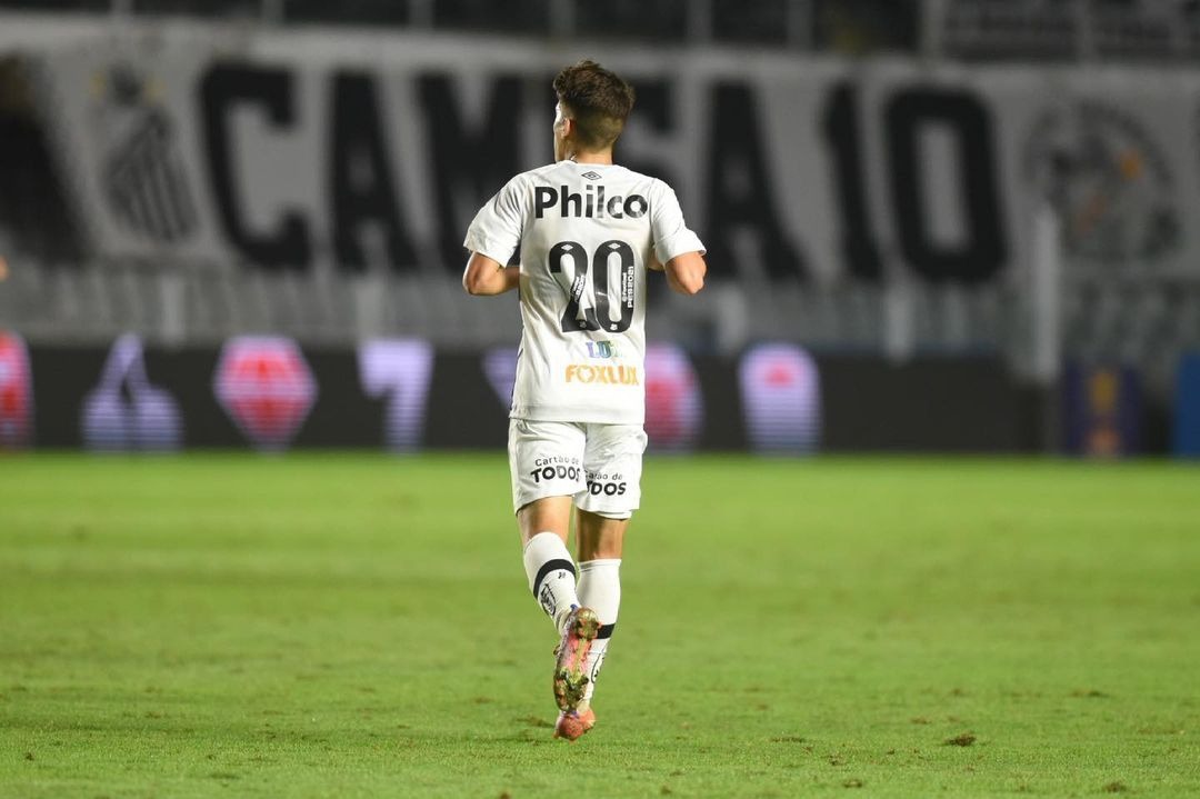 Santos Futebol Clube - Nossos jogadores inscritos na #Sudamericana. VAMOS,  SANTOS! ⚪️⚫️✊