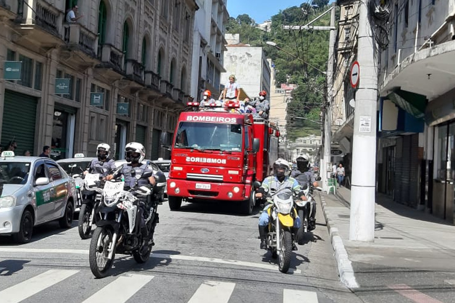 Colégio Sant'Ana Itaúna - Comunicamos que, na parcela com vencimento em  10/10/2020, manteremos o mesmo desconto (20%) que foi concedido de maio a  setembro. Os boletos serão atualizados no sistema bancário. Desta