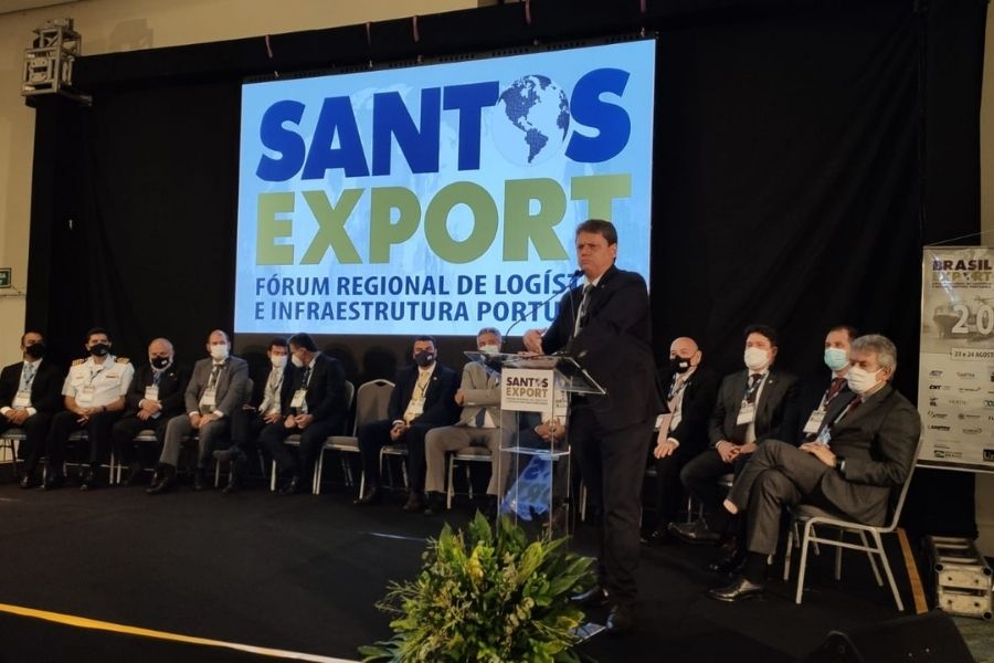 Consulta pública para desestatização do Porto de Santos será aberta em outubro, diz ministro