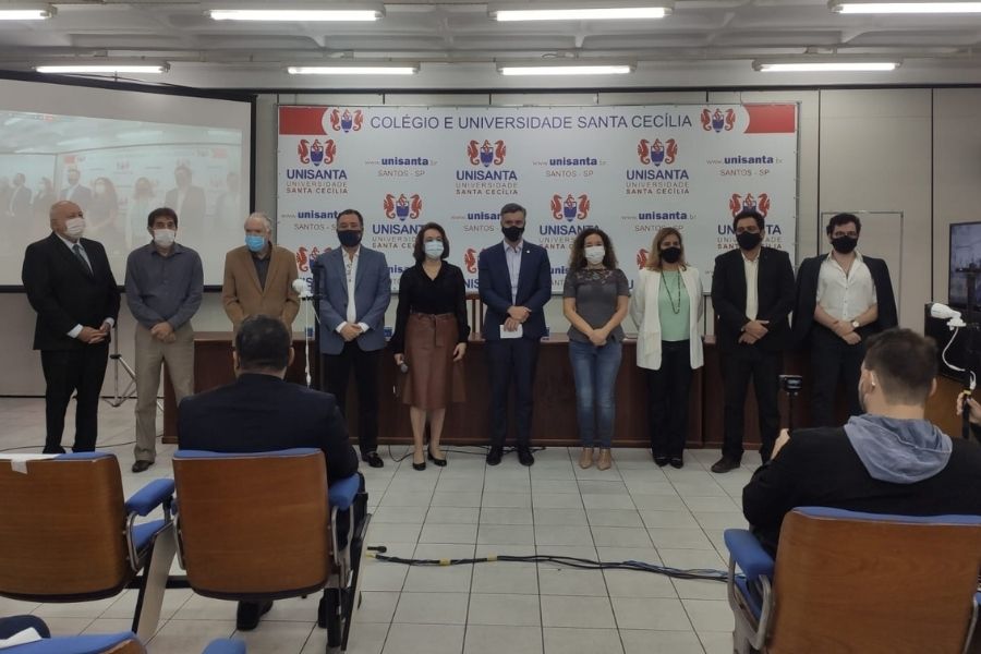 Andresa Lara / Santa Cecília TV