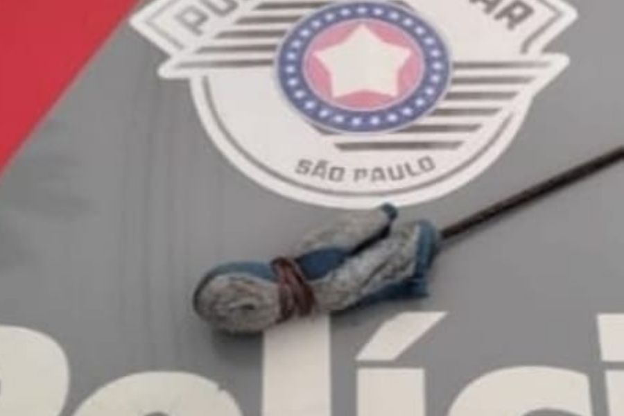 Assalto em Guarujá arma branca faca