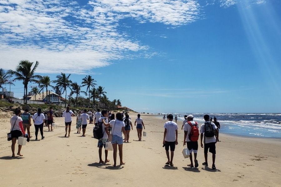 Mutirão de limpeza em praias de Itanhaém recolhe 161 quilos de resíduos