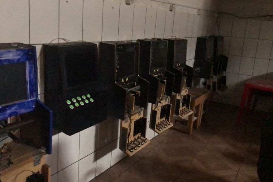 Dono de restaurante é preso por contrabando e furto de energia em São Vicente