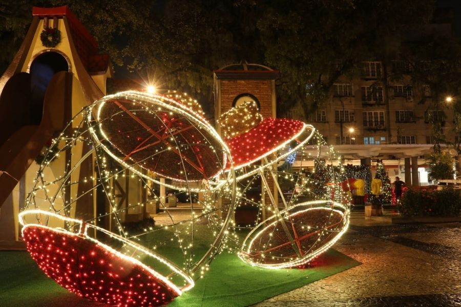 Centro Histórico de Santos tem atrações de Natal neste fim de semana