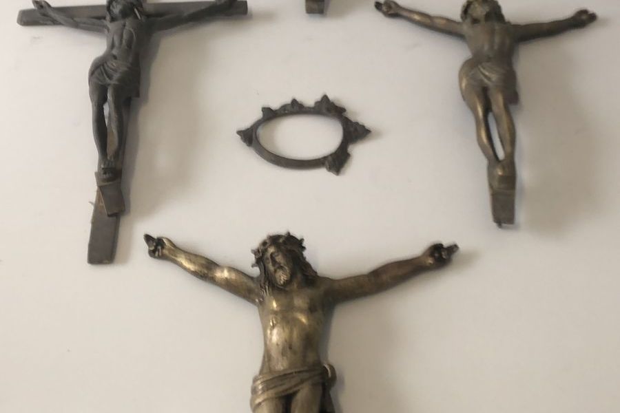 Dupla é presa por receptação de metais em São Vicente