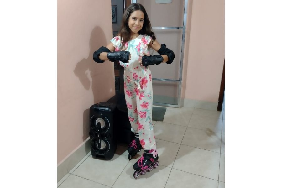 Menina de 11 anos desaparece em Praia Grande e família pede ajuda: ‘Nunca saiu sozinha’