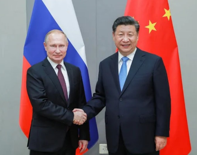 China e Rússia fecham acordo por segurança econômica e energética