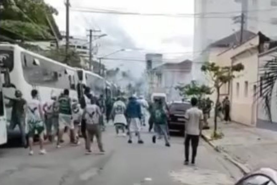 Ao todo, 18 torcedores são detidos em confronto após jogo entre Santos e Coritiba