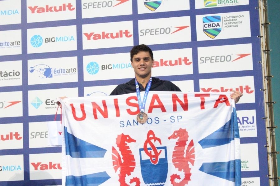 Felipe Ribeiro bronze nos 100m livre e vaga no mundial para o revezamento 4x100m livre