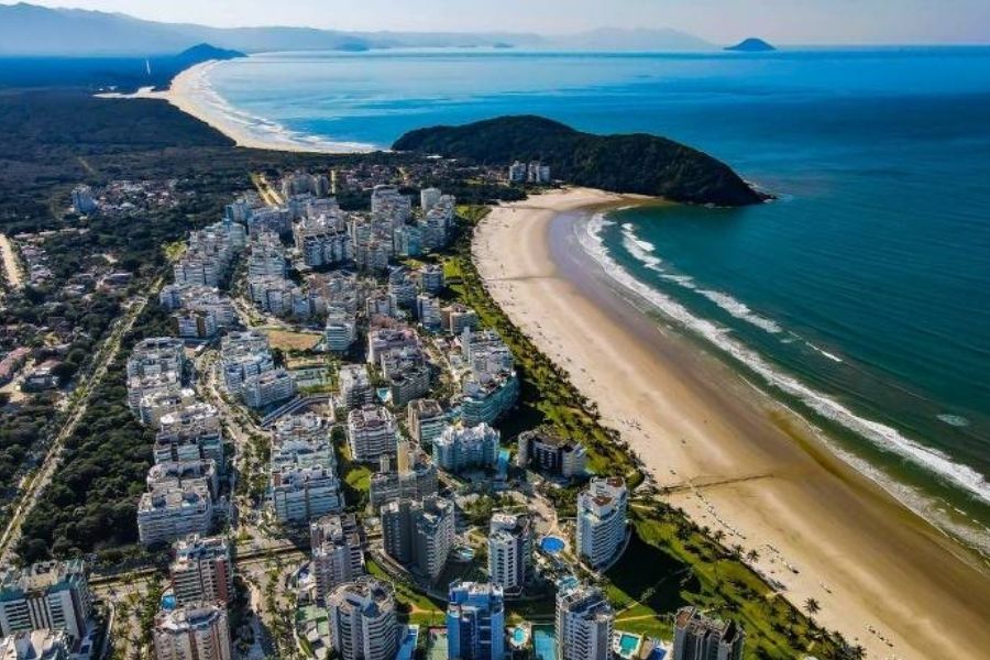 Jovem desaparece nas águas da praia da Riviera, em Bertioga