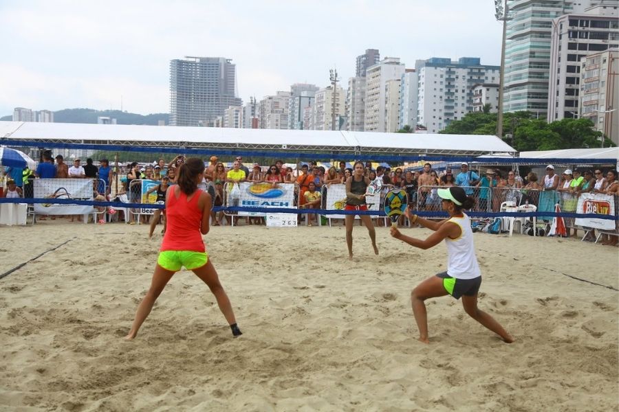 Torneio Santos Open de Beach Tennis é atração do fim de semana na Praia do Gonzaga