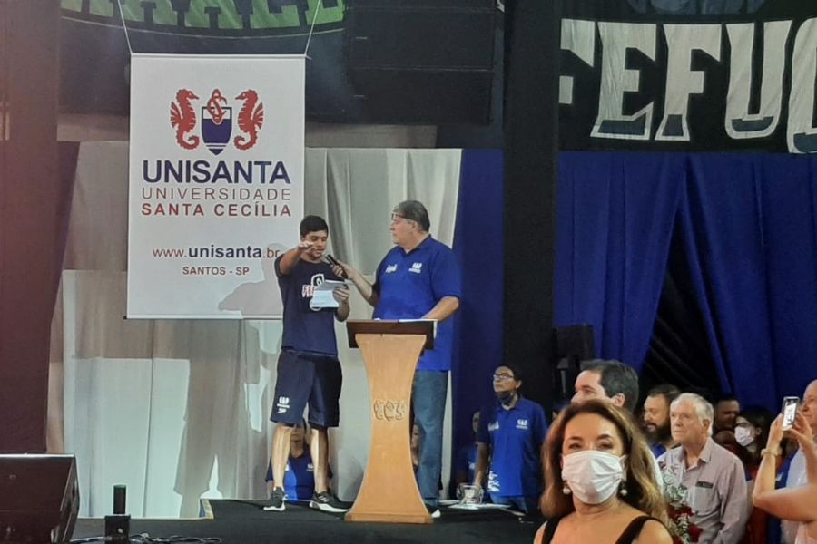 Desfile dos atletas e eleição do Rei e Rainha marcam a abertura dos XXXII  Jogos da Unisanta, nesta segunda (10)