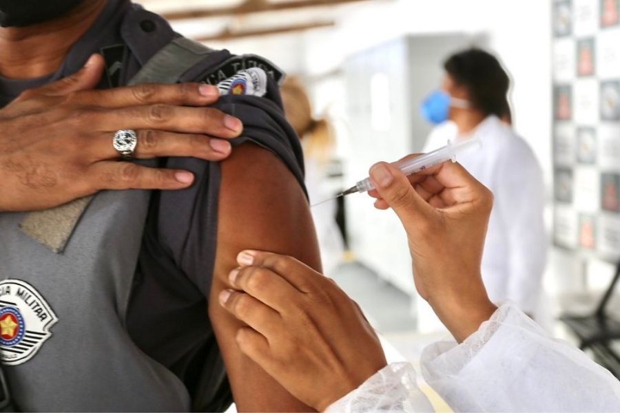 Vacina contra gripe será liberada para todas as idades a partir de segunda-feira