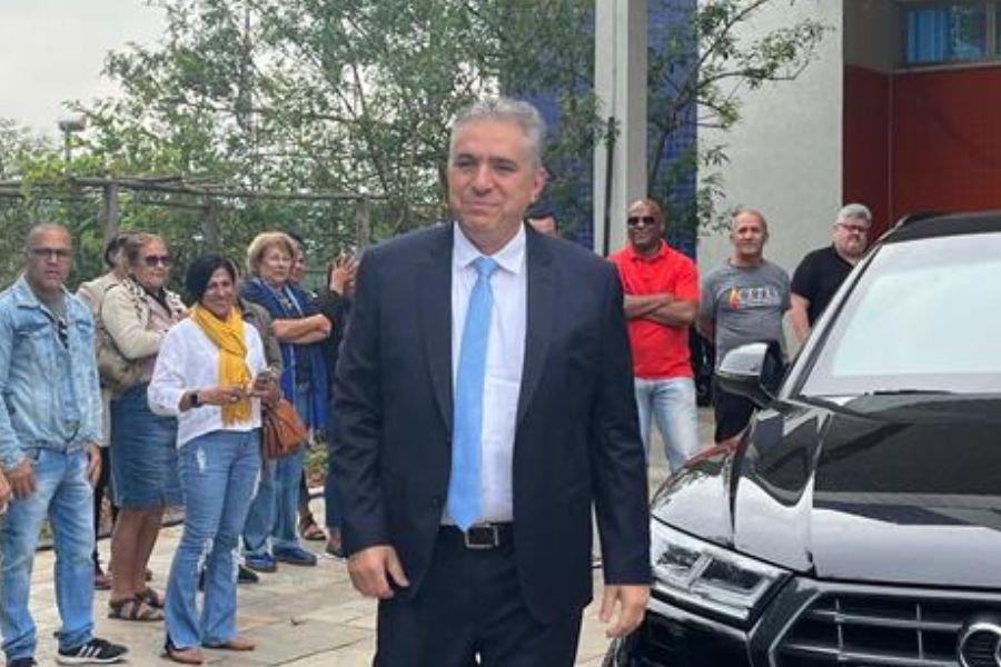 Ministro do STJ tranca inquérito contra prefeito do Guarujá por 'inércia' do MPF