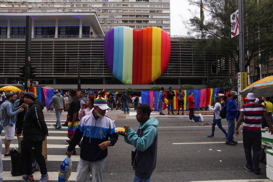 SÃO PAULO (SP), 19.06.2022 - PARADA LGBTQIA+: Parada do Orgulho LGBT+ volta à Paulista após 2 anos e traz Pabllo Vittar, Ludmilla e Gretchen, entre outros São Paulo. (Foto: Wagner Ferreira Vilas Boas/Photo Premium/Folhapress)