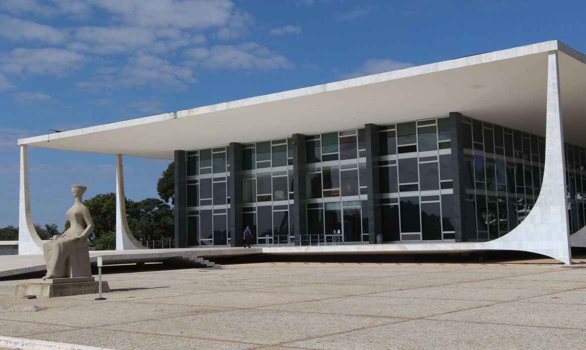 Palácio do Supremo Tribunal Federal na Praça dos Três poderes em Brasília