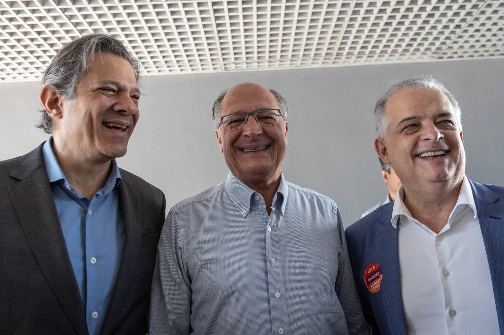 Haddad, Alckmin e França em convenção estadual do PT, em São Paulo 