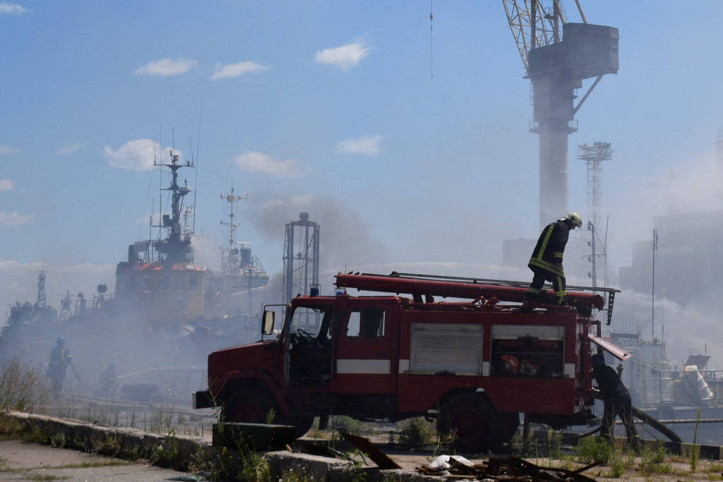 Rússia admite ataque a Odessa, mas diz ter mirado instalações militares da Ucrânia