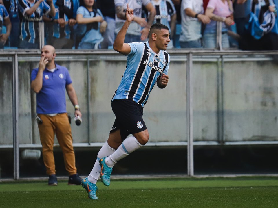 Grêmio vende Ponte preta 