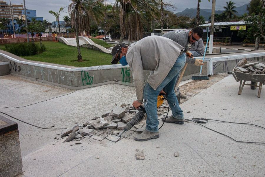 Praça de Esportes Radicais passa por revitalização em Bertioga