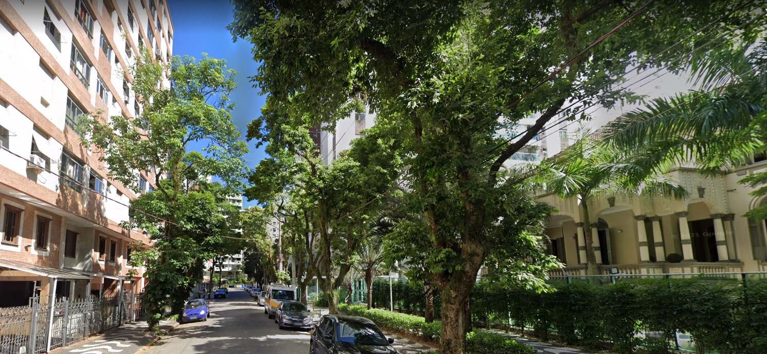 Criminosos roubam carro, provocam acidente e trocam tiros com a PM em SV