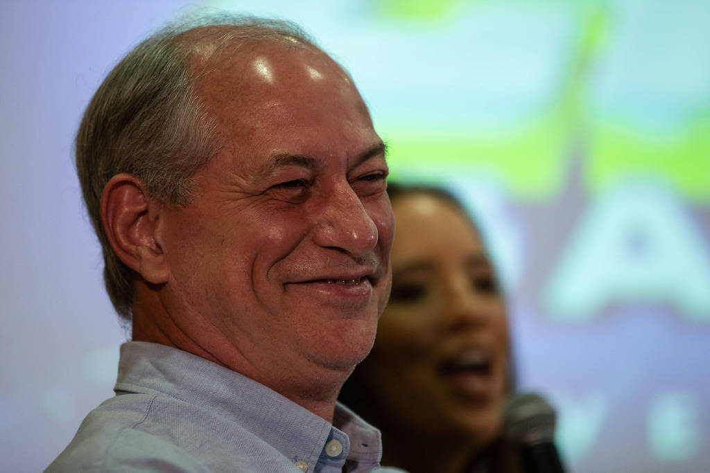 Eleitor de Ciro concorda mais com democracia e vê estabilidade na economia, diz Datafolha