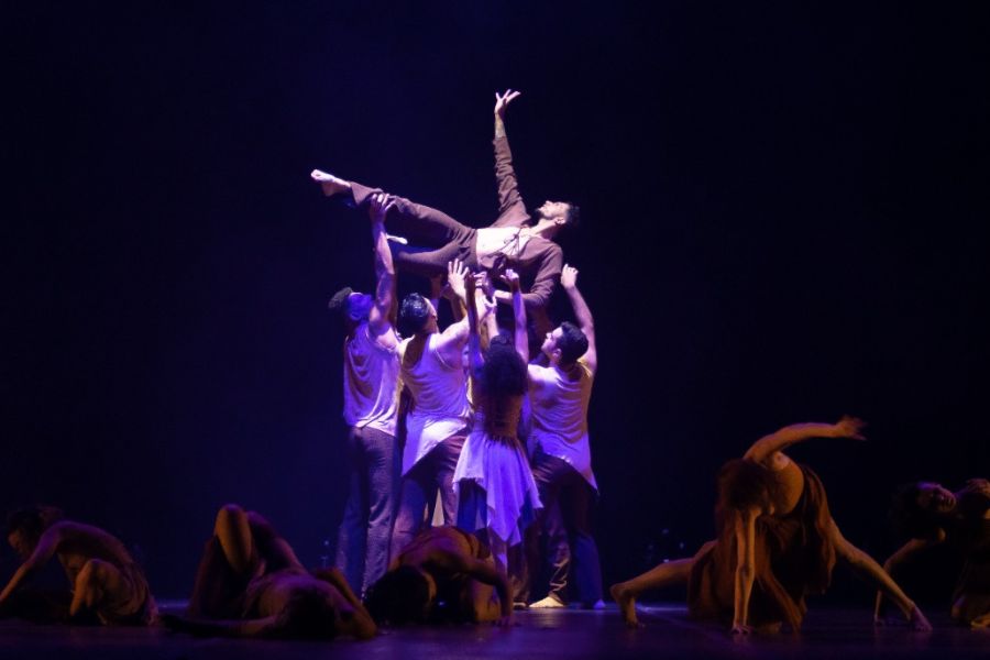 Bailarinos da Baixada Santista são premiados no Festival de Dança de Joinville