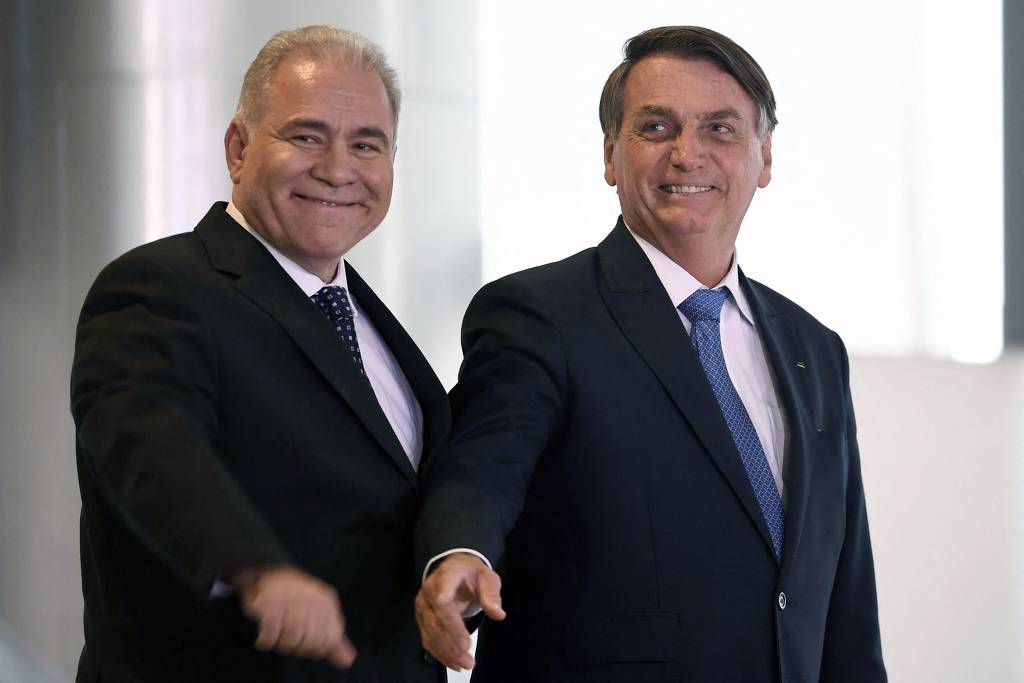 Bolsonaro sanciona lei que altera aplicação de rol da ANS; entenda como ficou