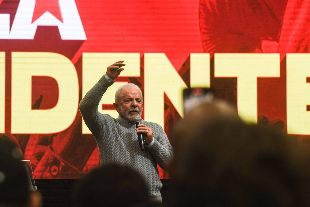 Campanha de Lula pede ao TSE medidas contra violência política