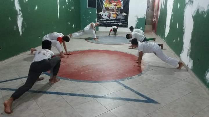 Professor vai a rede social e pede ajuda para custear obra de projeto social avaliada em R$ 30 mil 