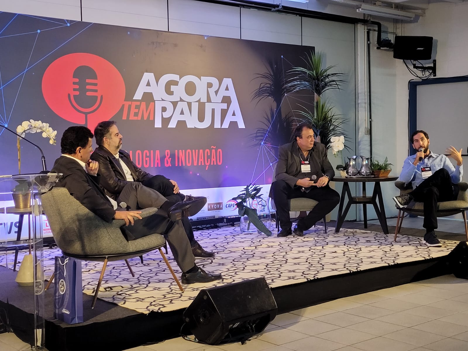 Tecnologia e inovação marcam debate do Agora Tem Pauta, na Unisanta