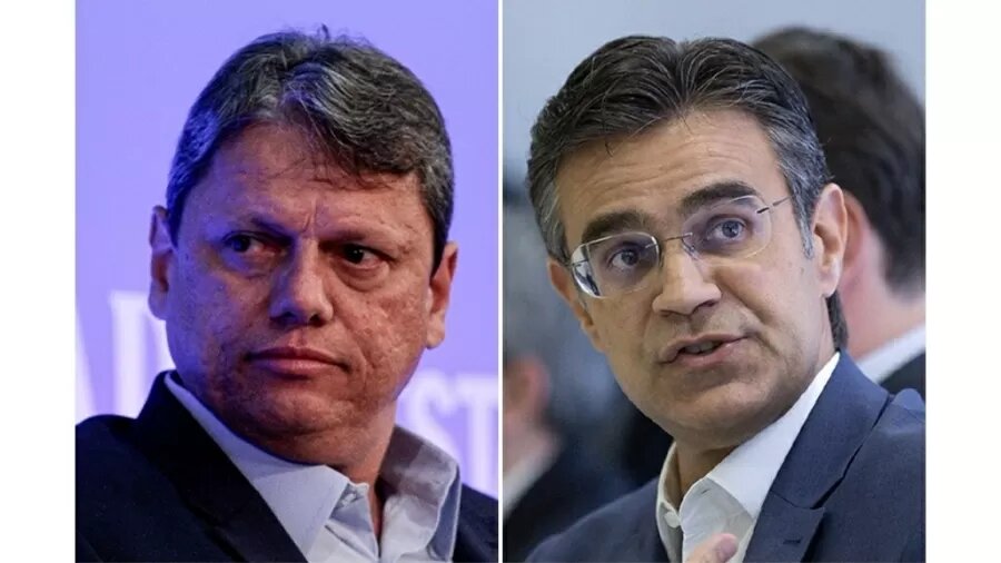 TRE-SP multa Tarcísio por repetir impulsionamento irregular contra Rodrigo