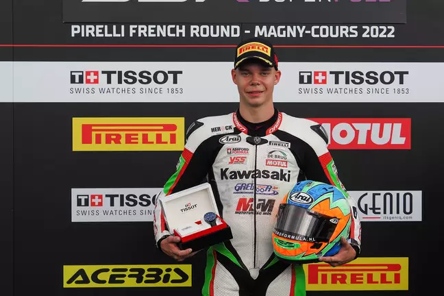 Piloto morre aos 22 anos após politraumatismo em prova de superbike