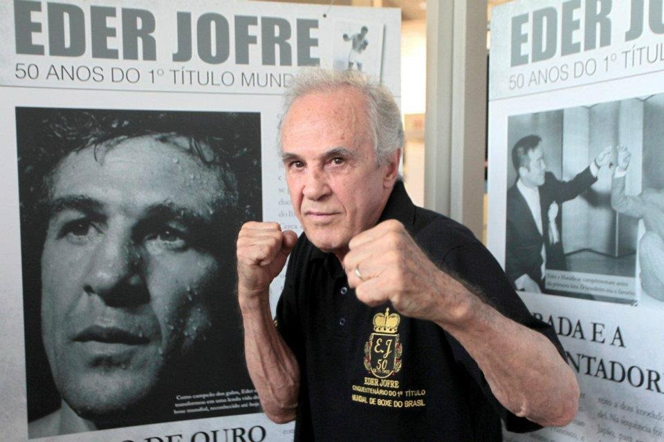 Corpo do campeão mundial de boxe, Éder Jofre, é cremado nesta segunda-feira