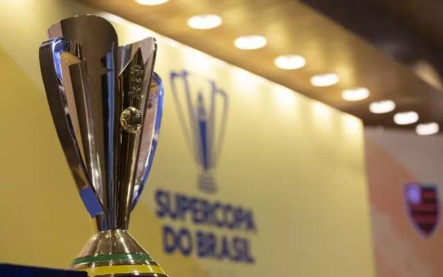 Manaus e Brasília concorrem pela Supercopa entre Flamengo e Corinthians