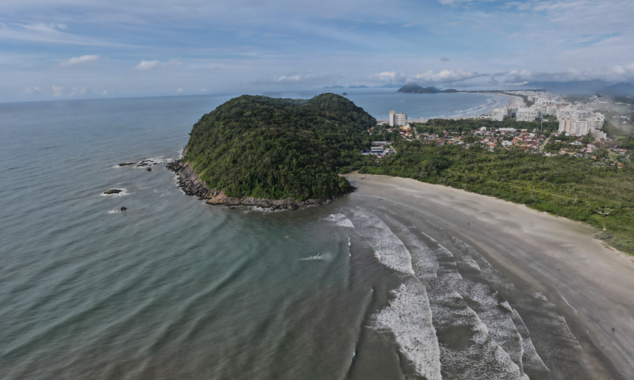 Adolescente de Mogi das Cruzes desaparece no mar em Bertioga