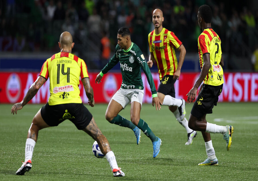 Palmeiras atropela Olimpia e avança para as semifinais da Libertadores 