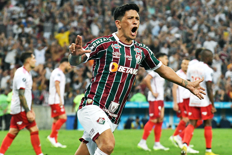 Fluminense e Corinthians realizam jogo de trocação em empate