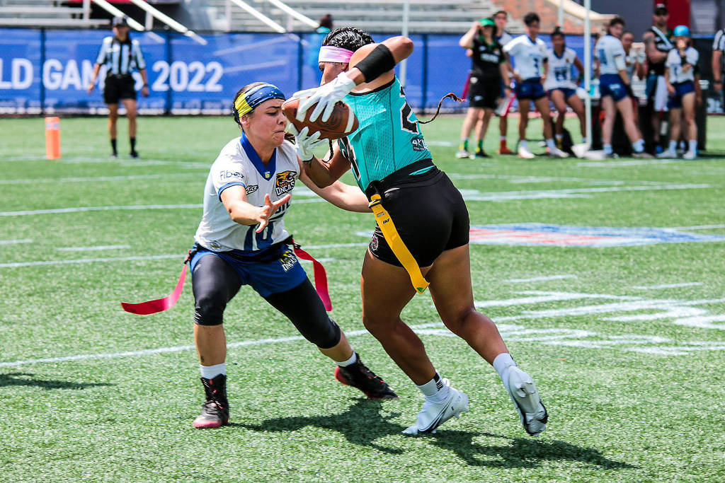 Primo de menor impacto do futebol americano, 'flag football' cresce no  Brasil e se torna olímpico