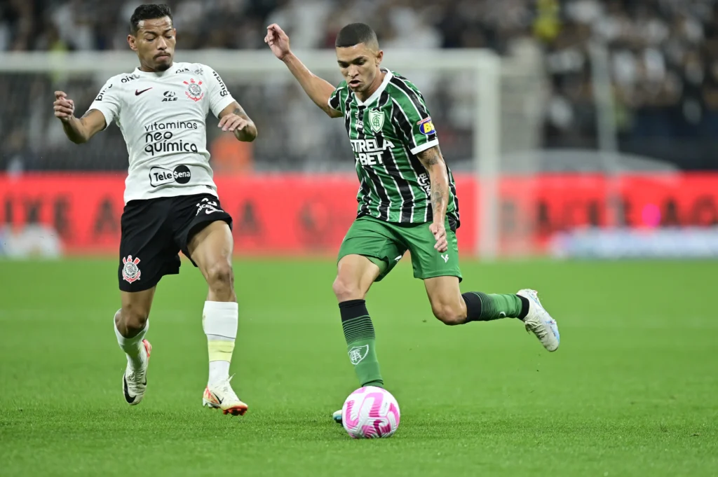 Corinthians empata no finalzinho do jogo com o lanterna América