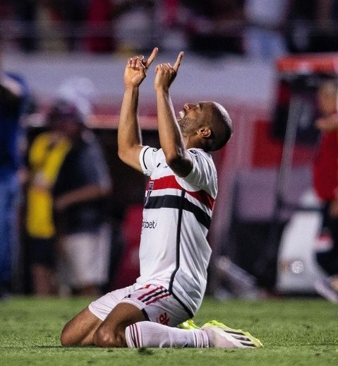 Reprodução/Instagram/@lucasmoura7