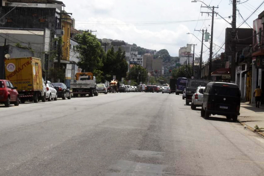 Com obras do VLT em fase de conclusão, trânsito na Rua João Pessoa é liberado