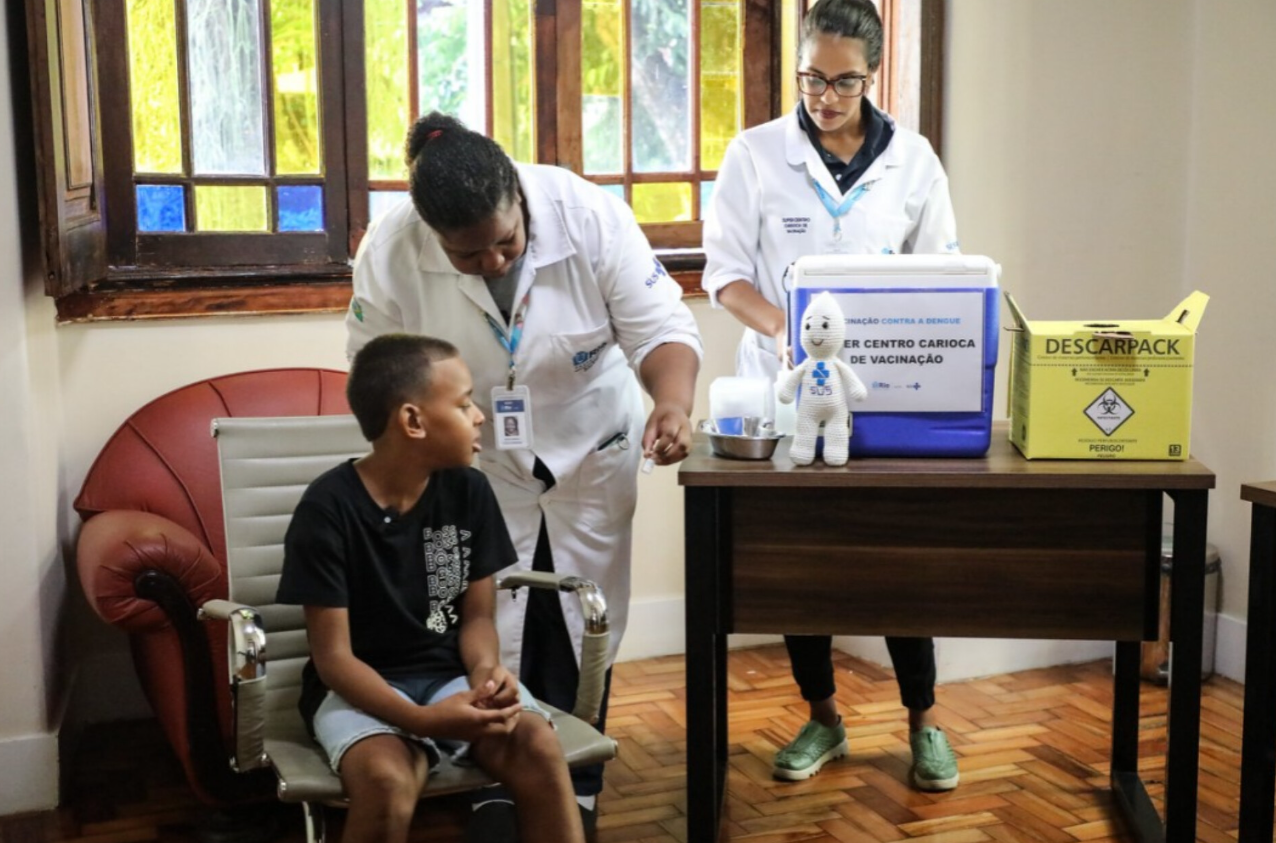 Falta de vacinas atinge 6 em cada dez municípios brasileiros, mostra estudo