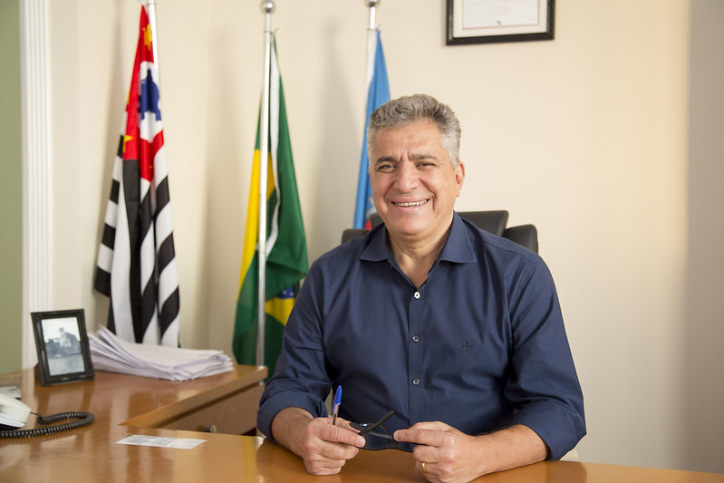 Justiça arquiva inquérito e determina devolução de bens de prefeito de Guarujá