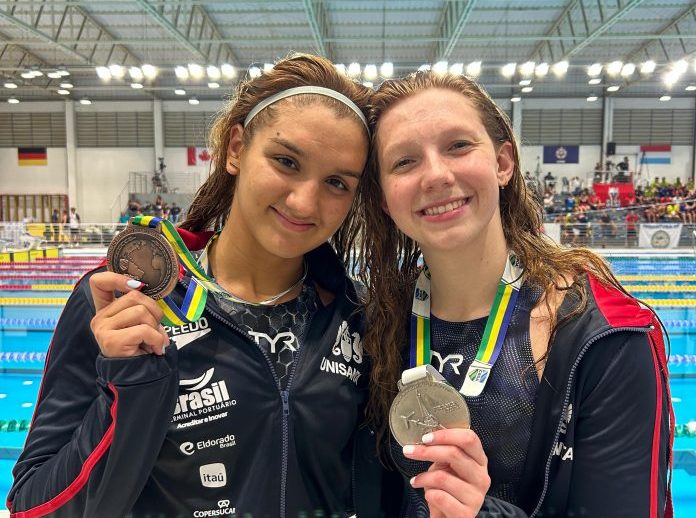 Natação Unisanta classifica duas nadadoras para revezamento 4x100m nas Olímpiadas