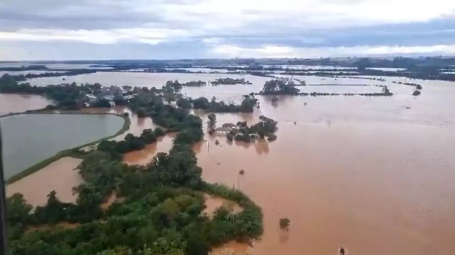 Tragédia com as enchentes no Rio Grande do Sul soma 155 mortos