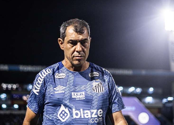 Santos treina com novidades e Carille ganha opções contra o Guarani